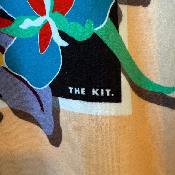 THE KIT NYC ART CROPPED NECKLINE SWEATER - Picture 8 of 8